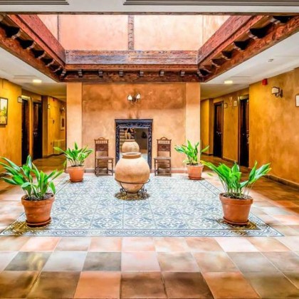 Romantic getaway in a typical La Mancha hotel in Daimiel