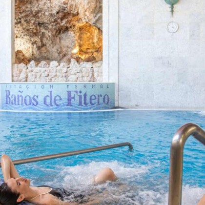 Relax in a spa with thermal pool, halotherapy and discount on extra nights