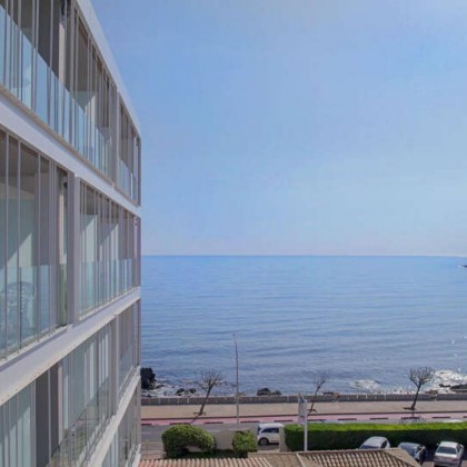 Half-board in L'Escala in a hotel on the seafront
