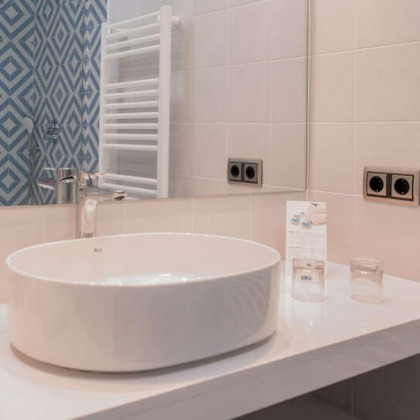 Meia-pensão em L'Escala num hotel à beira-mar