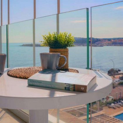 Half-board in L'Escala in a hotel on the seafront