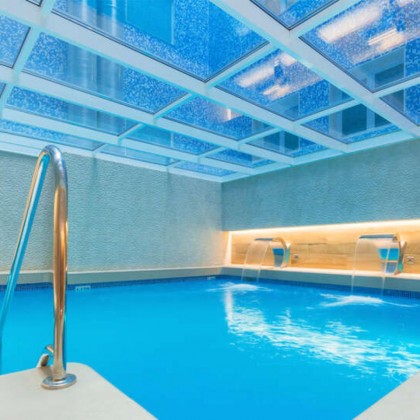 Escapadela relaxante com acesso a spa e bebidas no coração de Barcelona