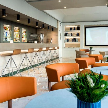 Escapadela relaxante com acesso a spa e bebidas no coração de Barcelona