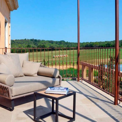 Luxury junior suite with private spa in Catalan Tuscany