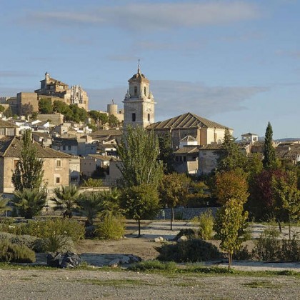 Escape to Calaspara with a typical Murcian dinner, welcome drink and more...