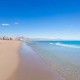 Profitez des couleurs de la Méditerranée dans la ville oisive de Benidorm