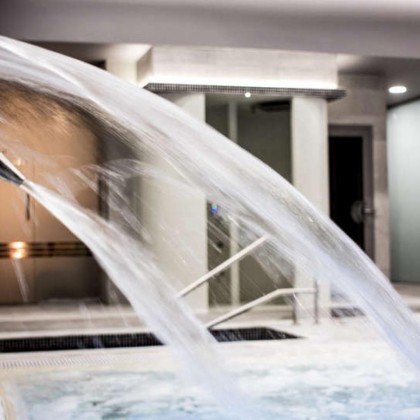 Relaxamento entre vinhas num hotel de 4* com acesso ao circuito de spa