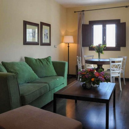 Escapada familiar en la Alpujarra Granadina con vistas a Sierra Nevada (2 niños gratis)