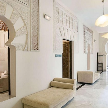 VIP: Ofereça a experiência de um palácio com jantar, spa e massagem incluídos no centro de Córdoba.