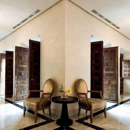 VIP: Give the gift of a palace experience with dinner, spa and massage included in the centre of Cordoba.