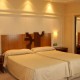 Getaway in the heart of Valladolid with a bottle of wine and breakfast included.