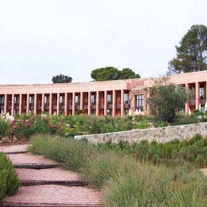 Romantic getaway with cava: Enjoy a 5 star hotel with views over the city of Toledo