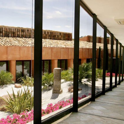 Escapadela romântica com cava: Desfrute de um hotel de 5 estrelas com vistas sobre a cidade de Toledo