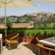 Escapadela romântica com cava: Desfrute de um hotel de 5 estrelas com vistas sobre a cidade de Toledo