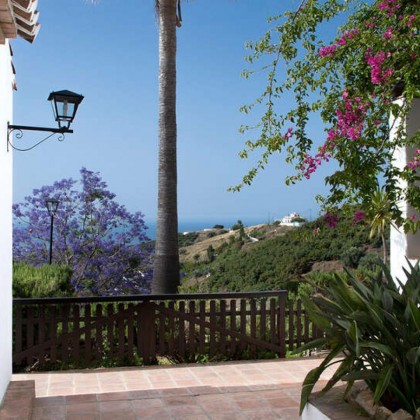 Romantic getaway in Frigiliana: discover the charm of the Pueblos Blancos (White Villages)