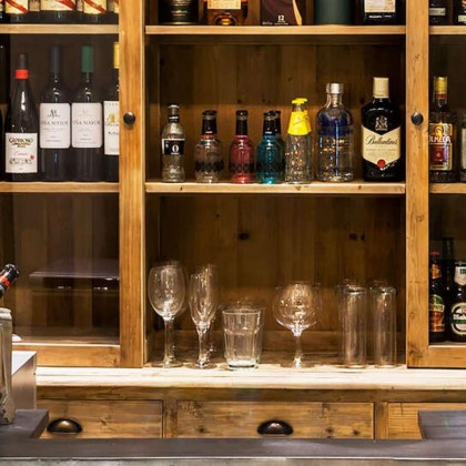 Uma escapadela no centro de Oviedo numa grande suite de luxo com hidromassagem