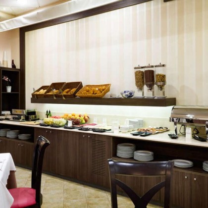 Hotel en el centro histórico de Ronda con desayuno y vino espumoso