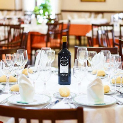 Hotel en el centro histórico de Ronda con desayuno y vino espumoso