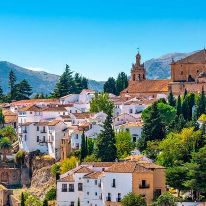 Hotel en el centro histórico de Ronda con desayuno y vino espumoso