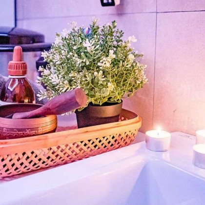 Relaxing getaway with access to the spa and sea views in Aguadulce, Almería