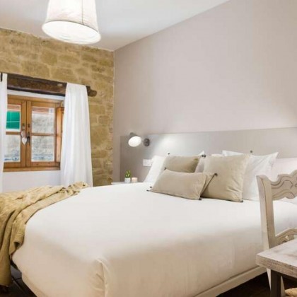 One getaway uncastillo, discovering the Medievo