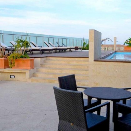 Getaway in the Mar Menor with breakfast, bottle of wine and access to the relaxation area