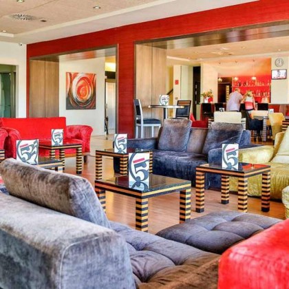 Getaway in the Mar Menor with breakfast, bottle of wine and access to the relaxation area