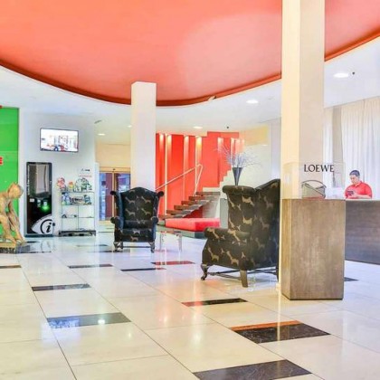 Getaway in the Mar Menor with breakfast, bottle of wine and access to the relaxation area