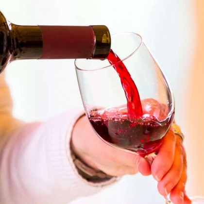 Getaway in the Mar Menor with breakfast, bottle of wine and access to the relaxation area