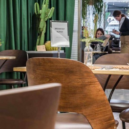 Descubra o encanto de Barcelona: num quarto superior, com gin tónico e check-out tardio