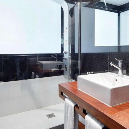 Escapadela relaxante com acesso ao Thalasso na Costa Basca