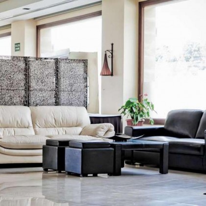 Escapada Romántica en suite con Bañera hidromasaje en la habitación y cava en Baeza