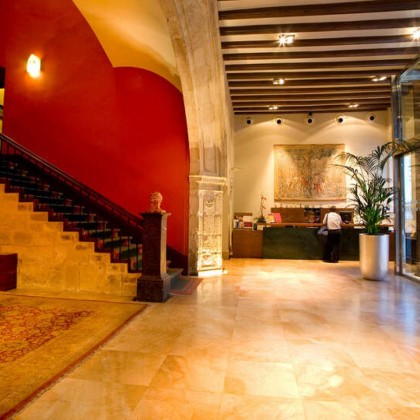 A getaway in the centre of Orihuela in a palace declared an architectural monument