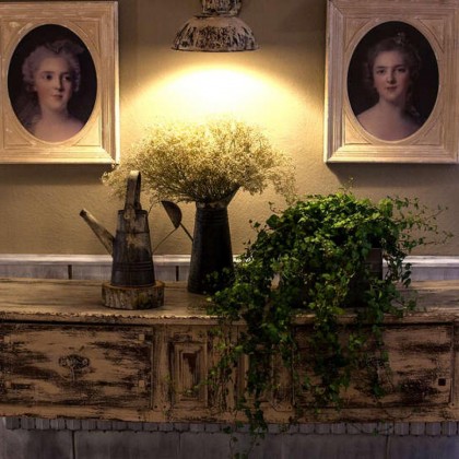 Discover Pamplona in a rustic-style building with breakfast and spa access included
