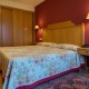 Charm and gastronomy in O Grove with dinner and bottle of wine in the room