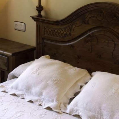 Escapadela de charme na zona rural da Cantábria com uma garrafa de vinho como presente