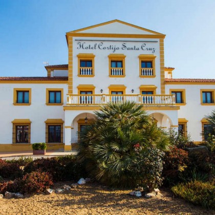 Escápate a Villanueva de la Serena en media pensión con parking