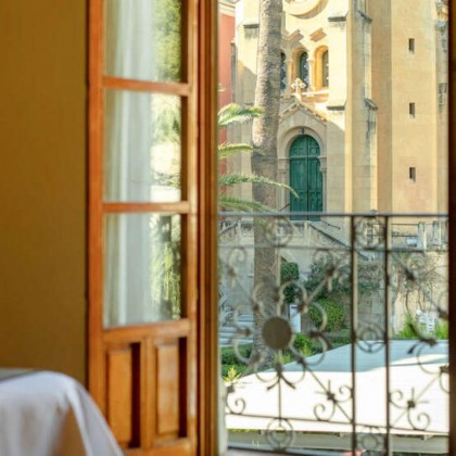 Relax in the Archena Spa with access to the thermal baths in a 4* superior hotel