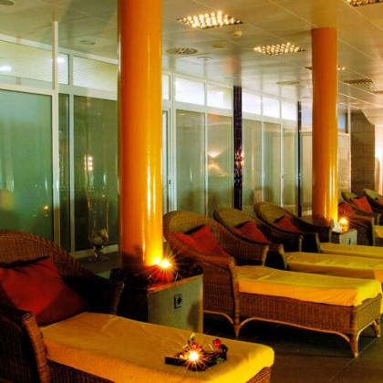 Spa Lovers  escapade romantique avec circuit spa 4 cava et chocolats sur la Costa Blanca