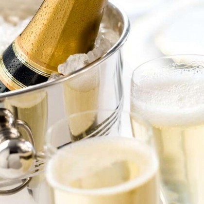 Spa Lovers  escapade romantique avec circuit spa 4 cava et chocolats sur la Costa Blanca