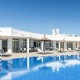 Calas de aguas turquesa de Menorca con alojamiento en media pensión
