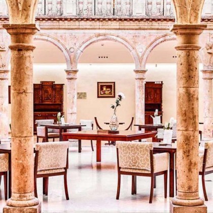 Escapada única en un edificio histórico con Bodega y Spa en Belmonte (desde 2 noches)