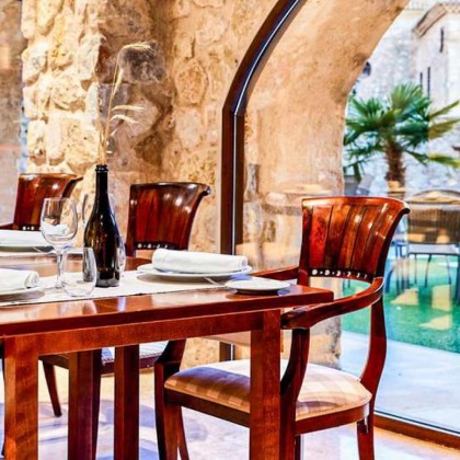 Unique getaway in a historic building with Winery and Spa in Belmonte (from 2 nights)