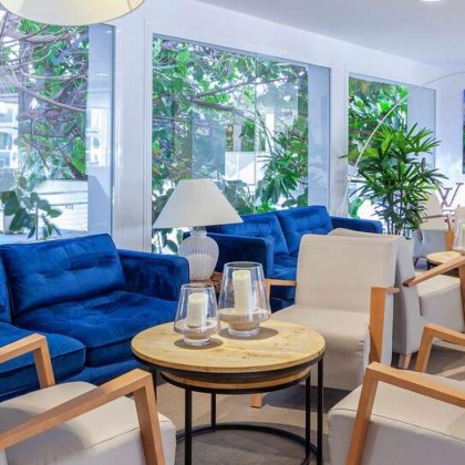 Room and terrace getaway with cocktail and snack in front of the Mediterranean, in Benalmádena