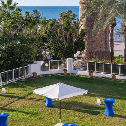 Reposez-vous et prenez votre petit-déjeuner face à la Méditerranée à Benalmádena