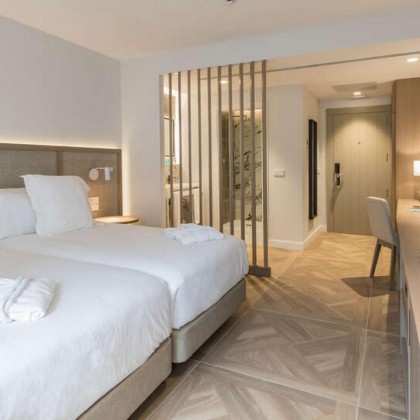 Offer with breakfast and cava in a charming hotel near the beaches of the Costa del Sol