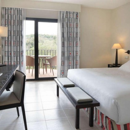 Offer with breakfast and cava in a charming hotel near the beaches of the Costa del Sol