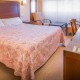 Vacaciones románticas en Burgos con bañera de hidromasaje, botella de cava y bombones