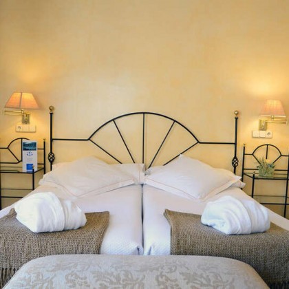 Half board and thermal circuit in La Garriga, relax mode on!