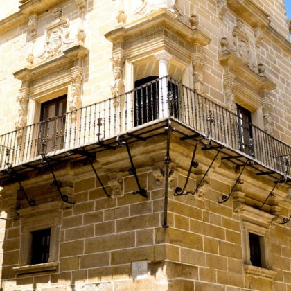 Relax 5*: num palácio renascentista com um circuito de spa de luxo em Úbeda
